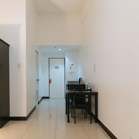 Reddoorz Plus At Banawe Кесон-Сити Экстерьер фото