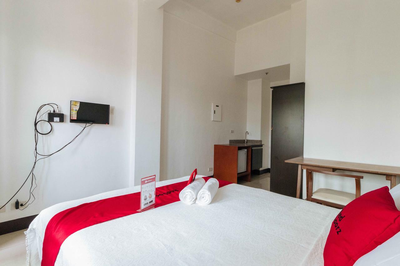 Reddoorz Plus At Banawe Кесон-Сити Экстерьер фото